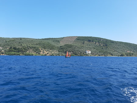 The E passage between the peninsula and ALATAS ISLAND